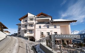 Hotel Montana
